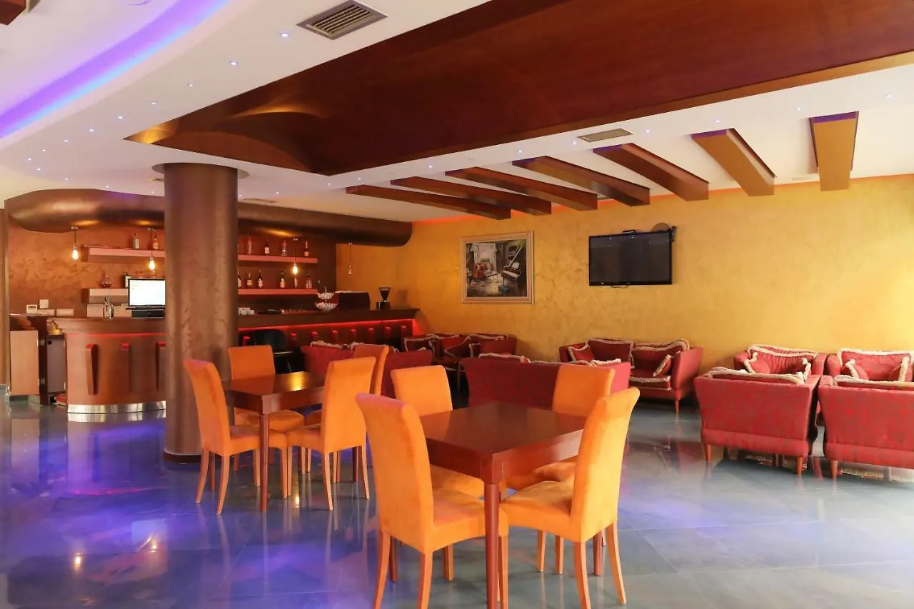 Hotel Gjuta  Tirana